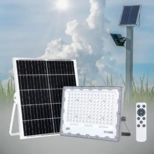 SOLAR LED PRO 300 - Faro LED solare da esterno 3700lm con pannello